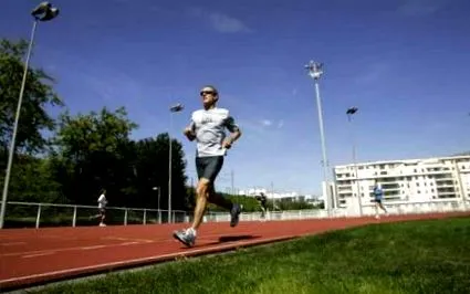400m