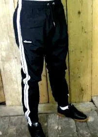 ellesse