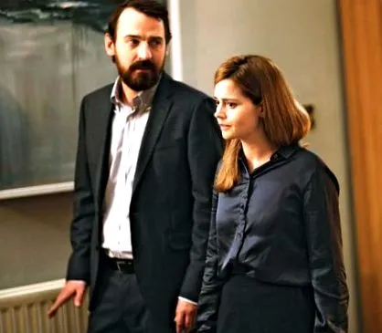súlya