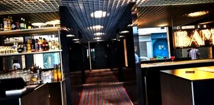 telepítve