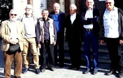 aggódott aggódott