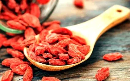 helyettesíti goji