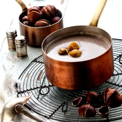 каштановий соус