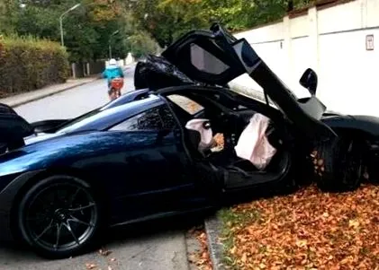mclaren prăbușit