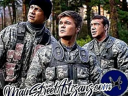 színész