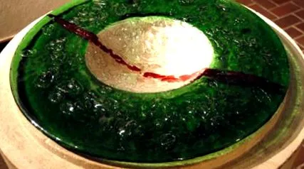 születés