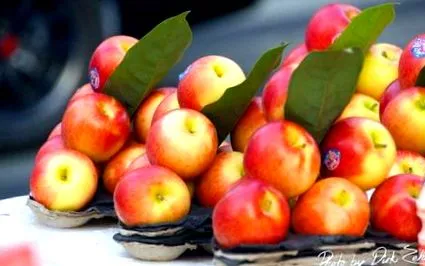його