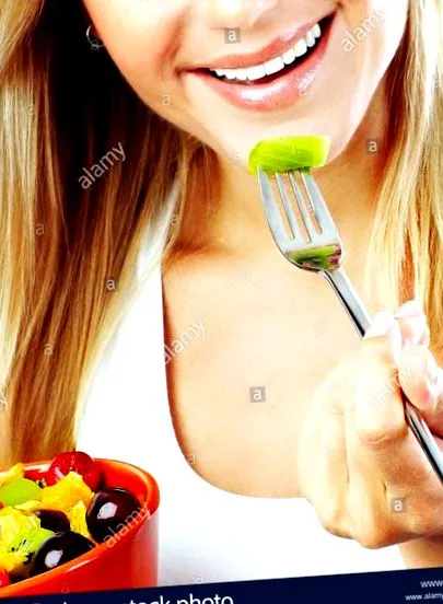 mănâncă