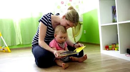глас раскажувањето приказни