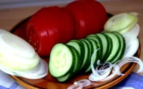 храна суровата