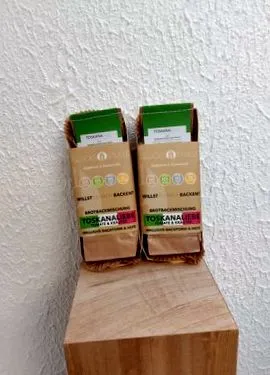 вклучувајќи тава