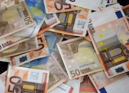 bani pentru