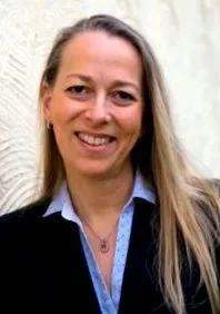 úttörő nicole