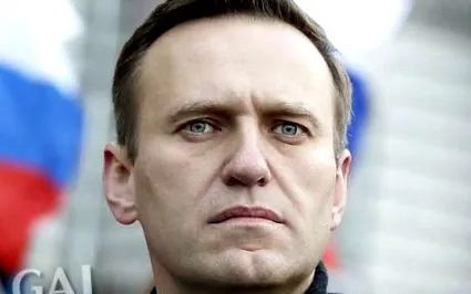 бачить