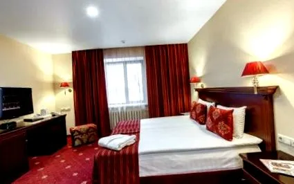club hotel