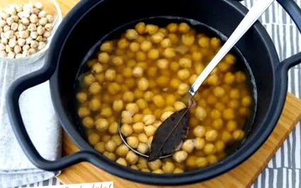 нахут