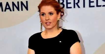 hirdetni kelly
