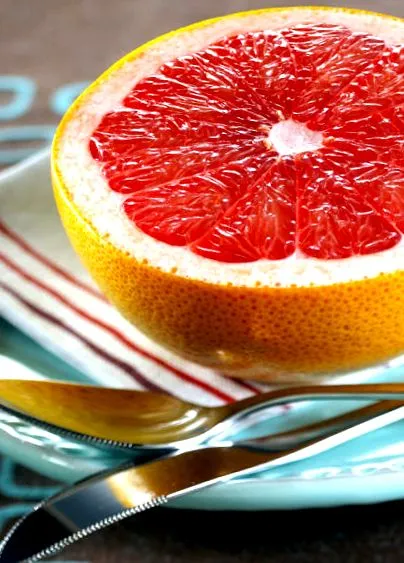 fructe împotriva