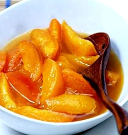 компот праскови