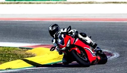 fireblade-t elküldi