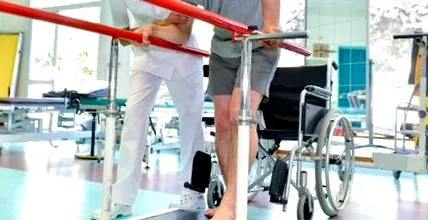 embereket paraplegia