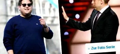 színész