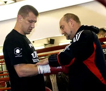 tomasz vizează