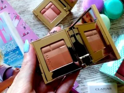 clarins