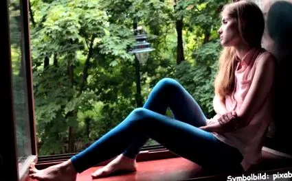 објаснува