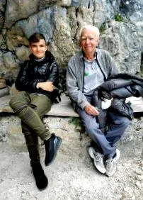 порадами підтримують