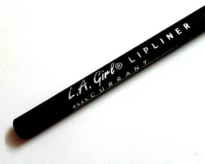 Girl Lipliner