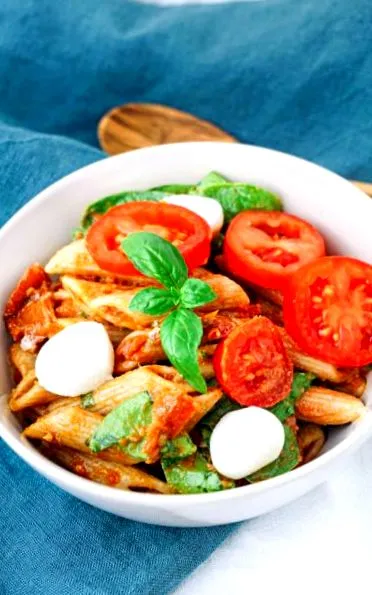 salată delicioasă