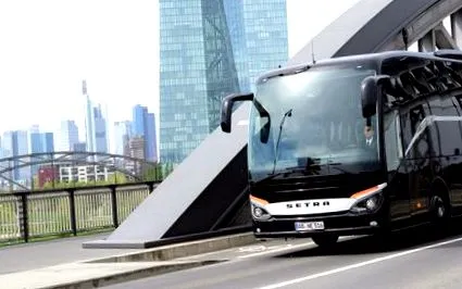 luxusbuszt frankfurtban