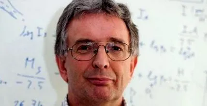 știri