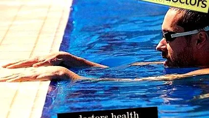 exerciții piscină