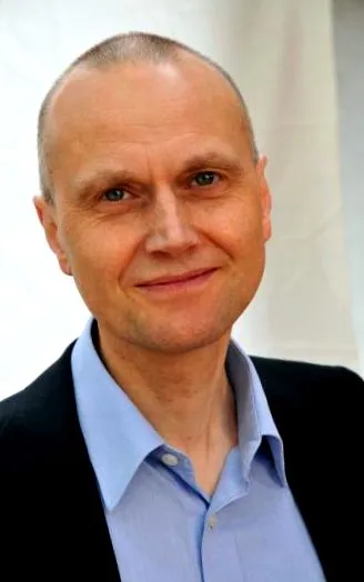 táplálja