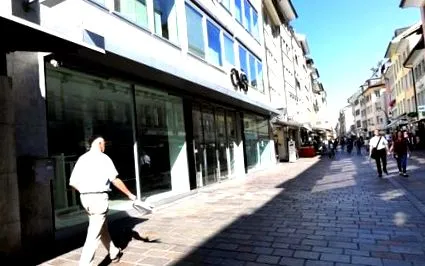 hírnöke