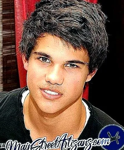 Lautner Taylor