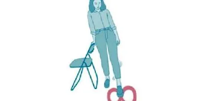 mögötte