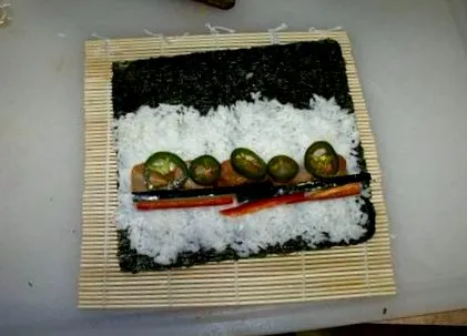 hónapja polcokon