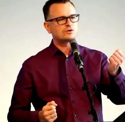 2020 október