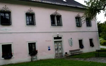 2015 május
