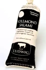 állítólag különösen