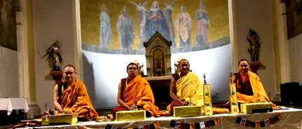 călugări tibetani pallottines