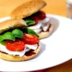 burger paradicsommal