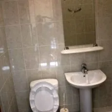 nyitható ablakokkal