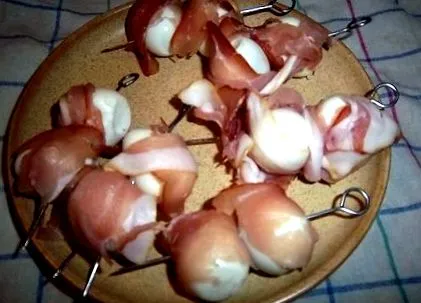fürjtojás