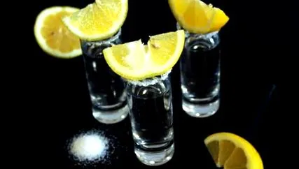 tippek inni