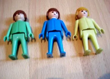3328