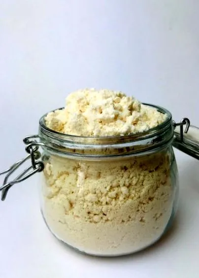 făină